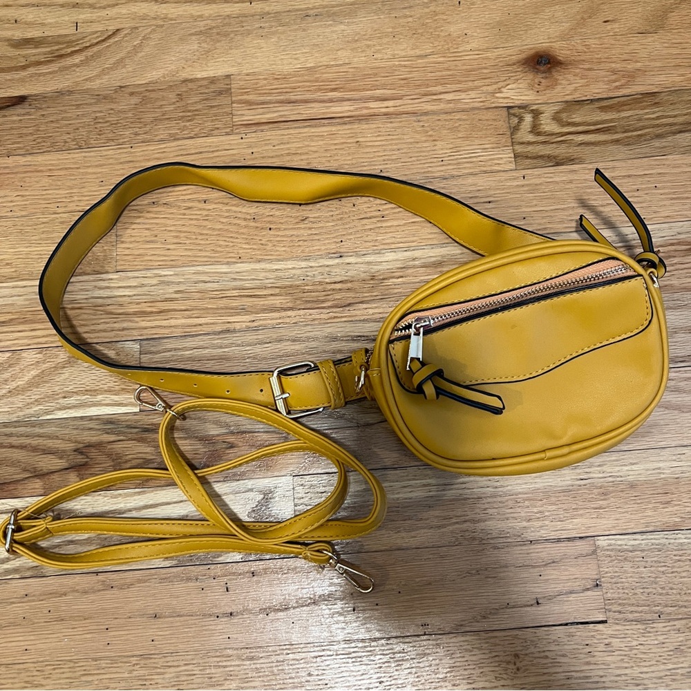 Yellow belt bag / crossbody mini bag